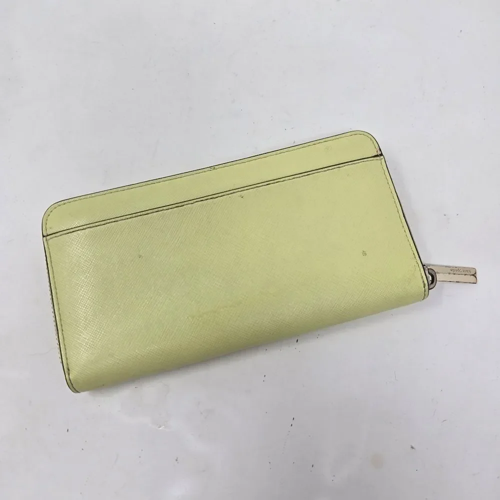 KATE‎ SPADE Pre-Loved Light Lime Green Zipper Top Wallet